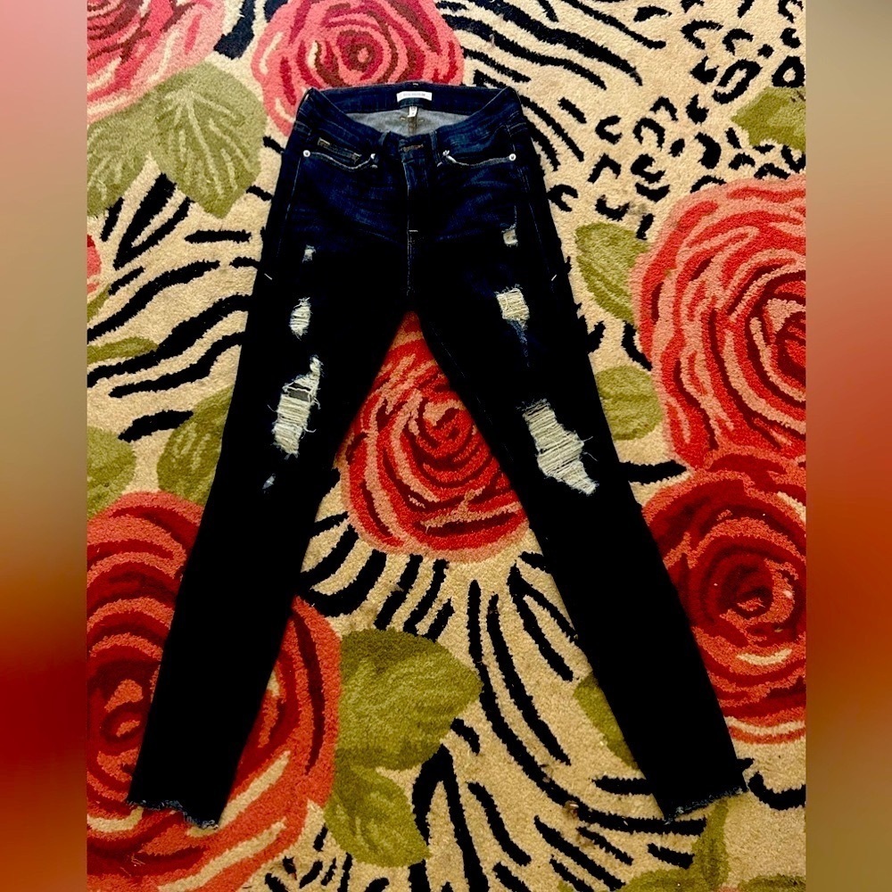 Good American high waisted dark denim skinny jeans. Size 26